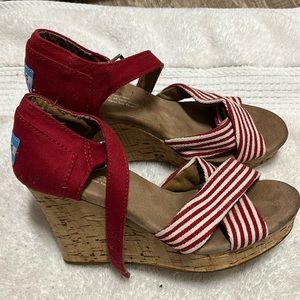 TOMS wedged heels in red/white stripes woman’s size 5